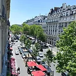 Διαμέρισμα Arc De Triomphe Cosy Retreat *