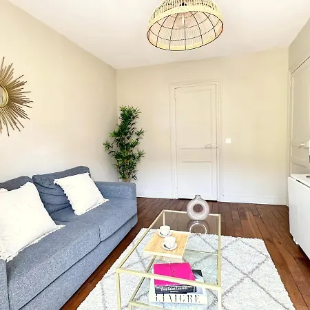 Apartment Arc De Triomphe Cosy Retreat Paris