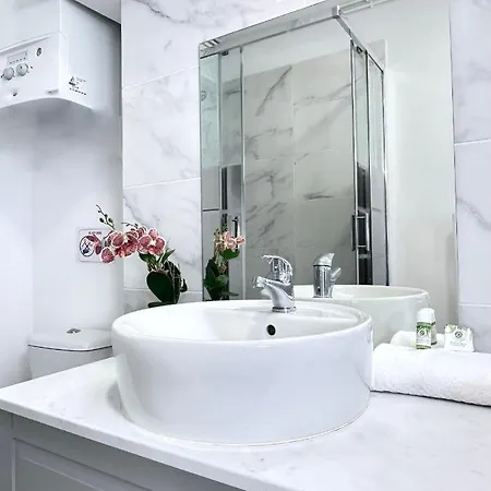 Arc De Triomphe Cosy Retreat Apartment