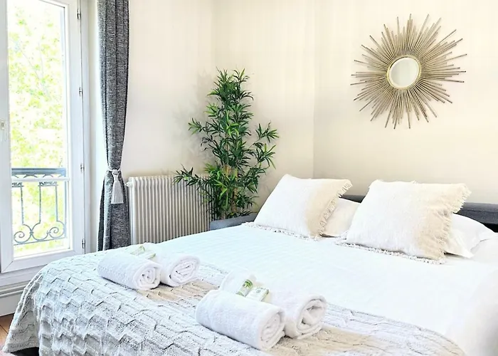 Lägenhet Arc De Triomphe Cosy Retreat *